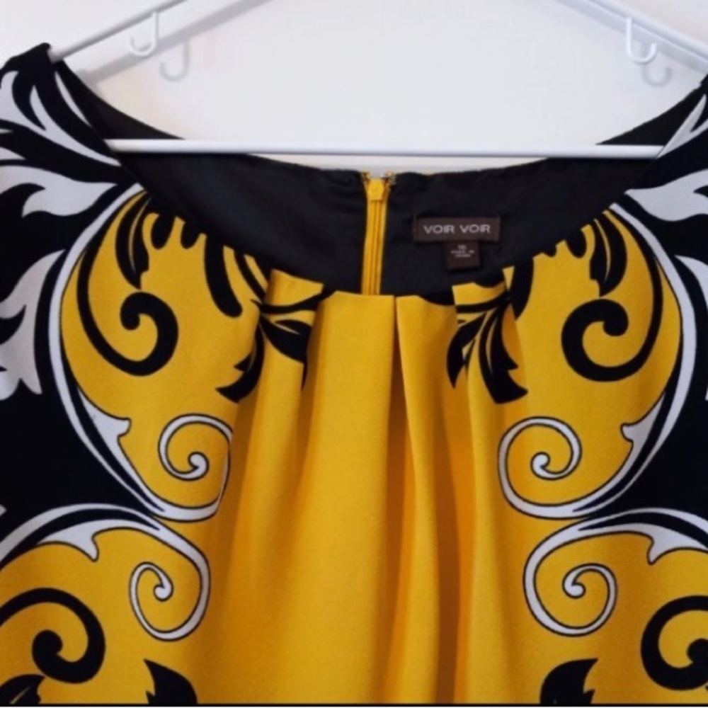 Women’s Dress - Picture 2 of 4